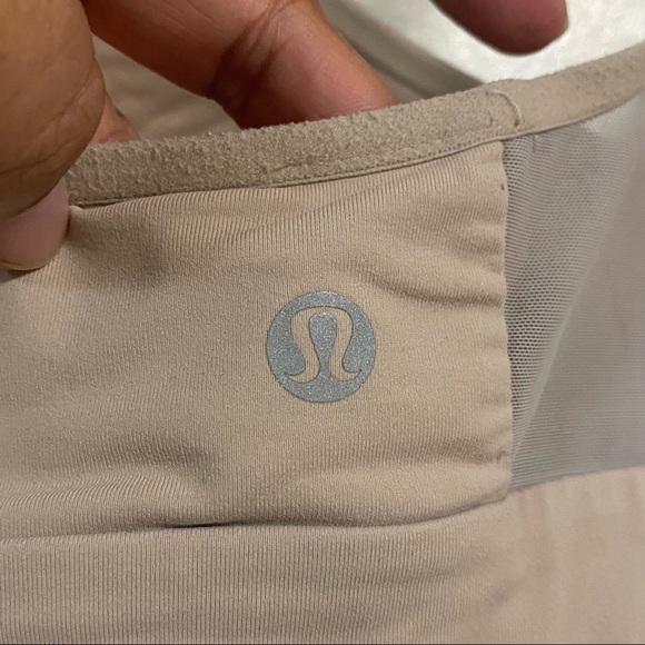 🍋 Lululemon Padded Razor Back Sports Bra - Picture 4 of 7